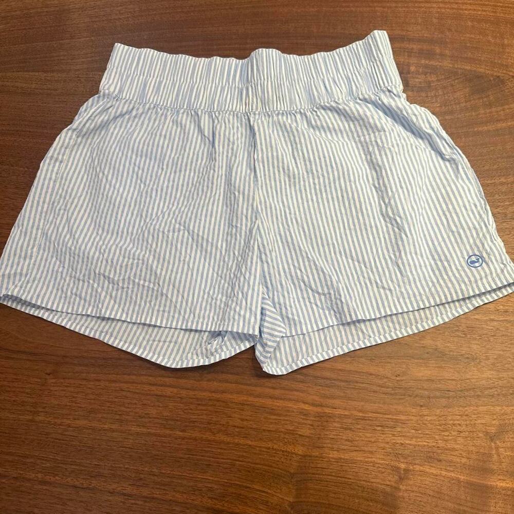 Vineyard vines harbor seersucker shorts